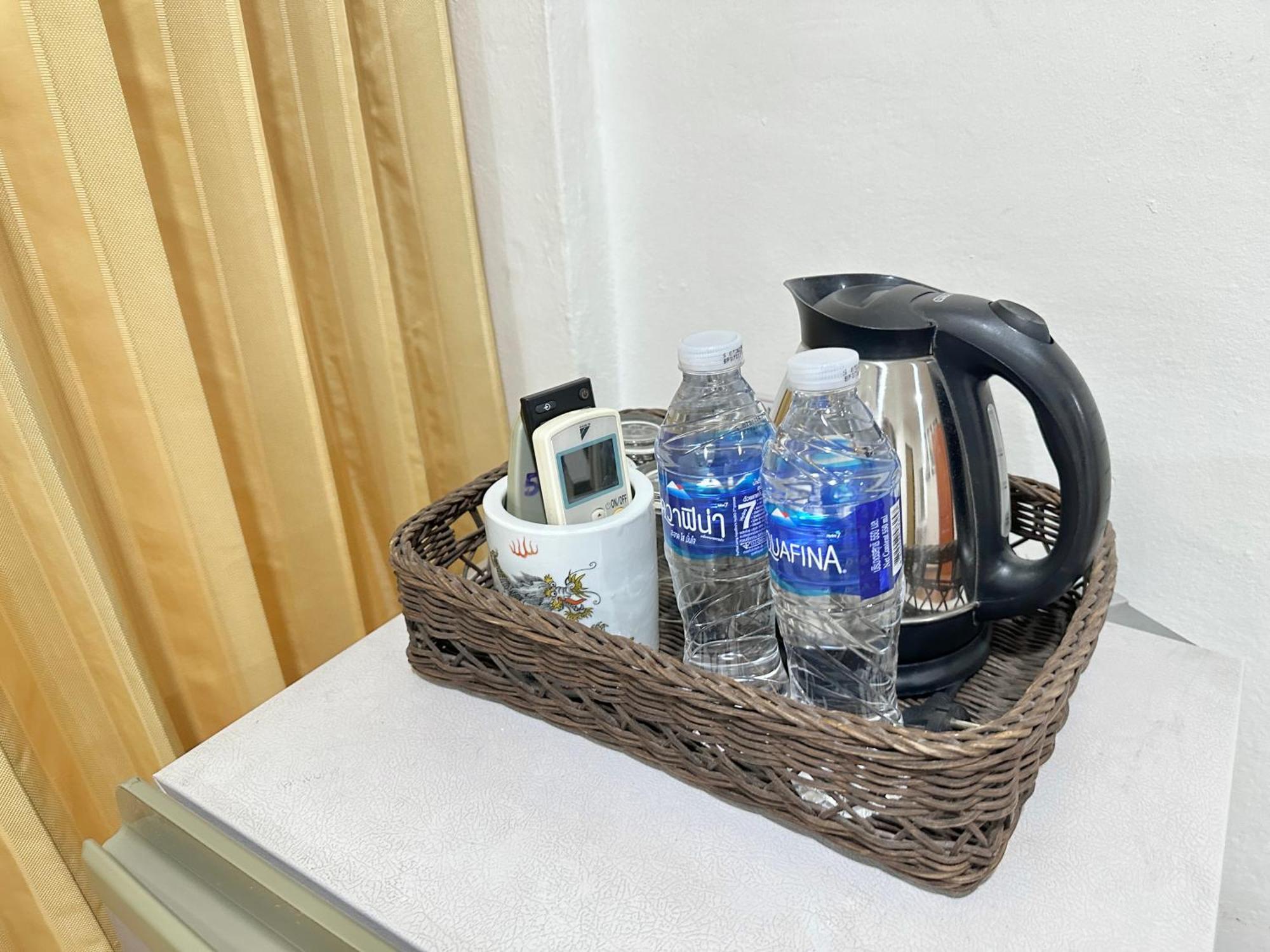 Longzhu Guesthouse Μπανγκόκ Εξωτερικό φωτογραφία