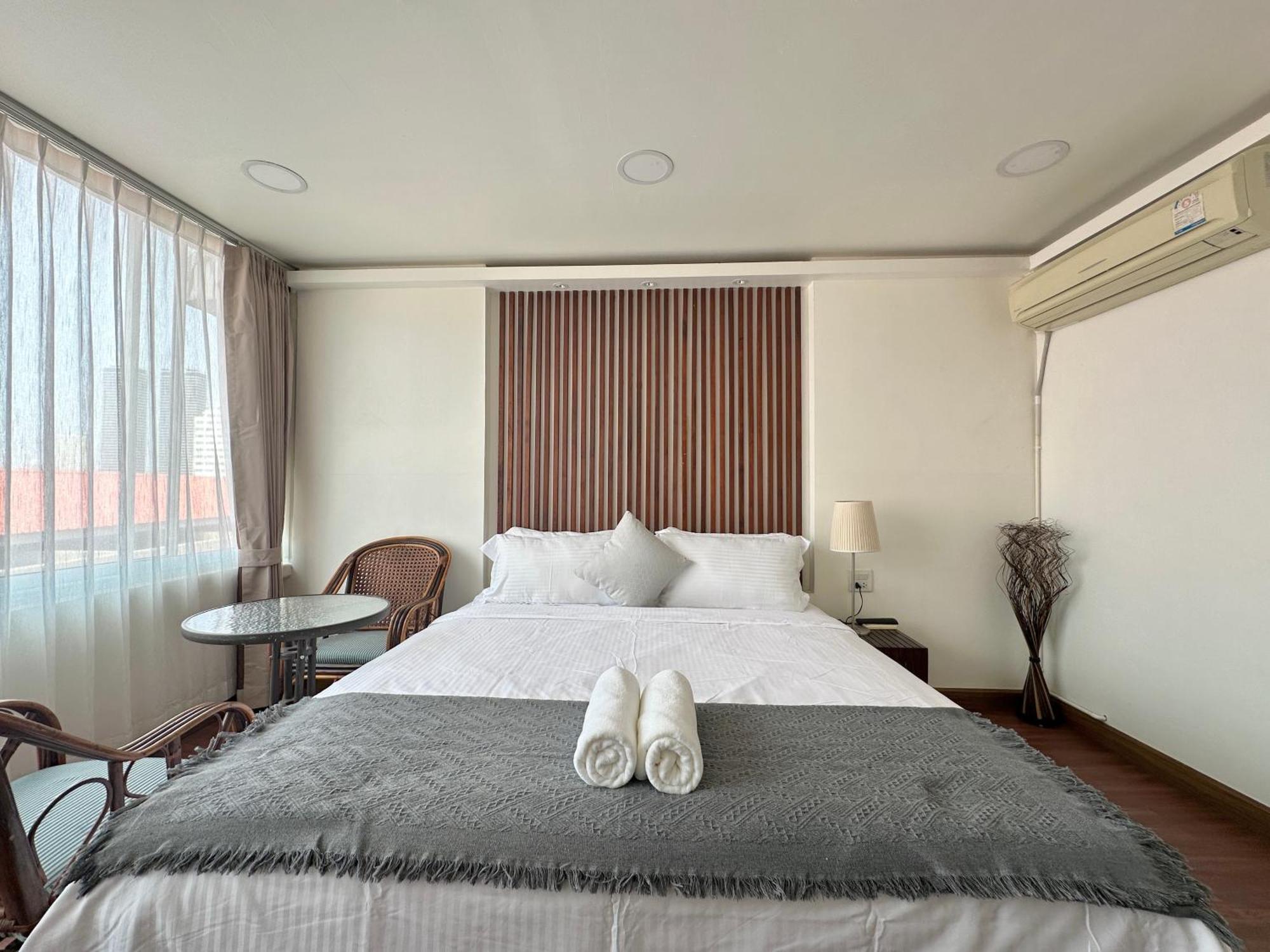 Longzhu Guesthouse Μπανγκόκ Εξωτερικό φωτογραφία