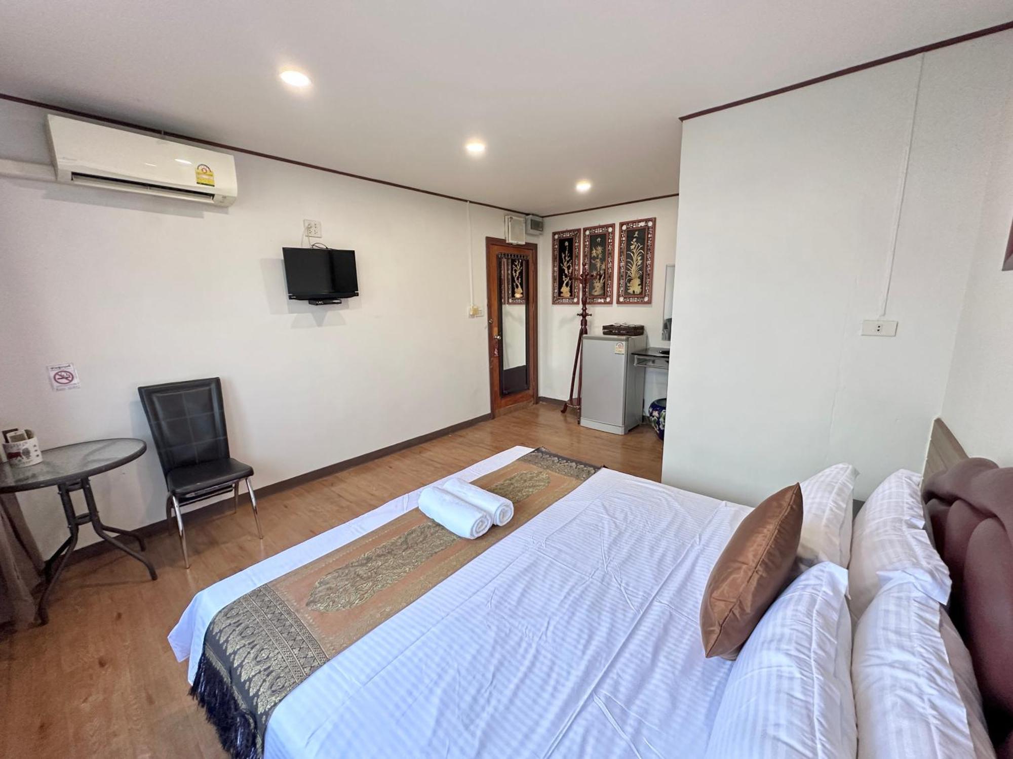 Longzhu Guesthouse Μπανγκόκ Εξωτερικό φωτογραφία